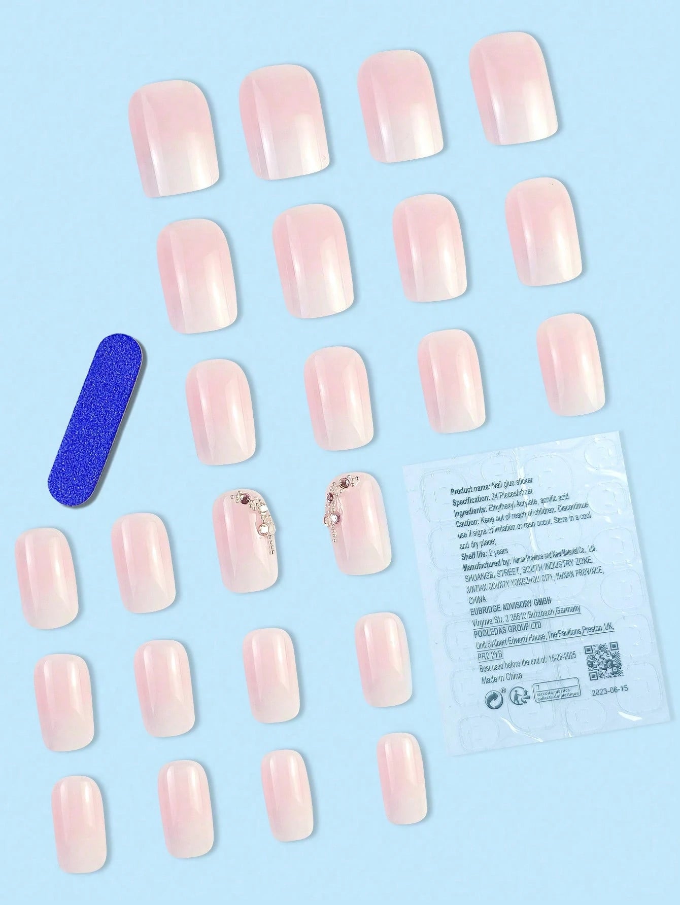 Upgrade Your Look 24Pcs Short Square Gradient Minimalist Sexy Design Full Cover False Nails, for Women and Girls Press on Nails Supplies