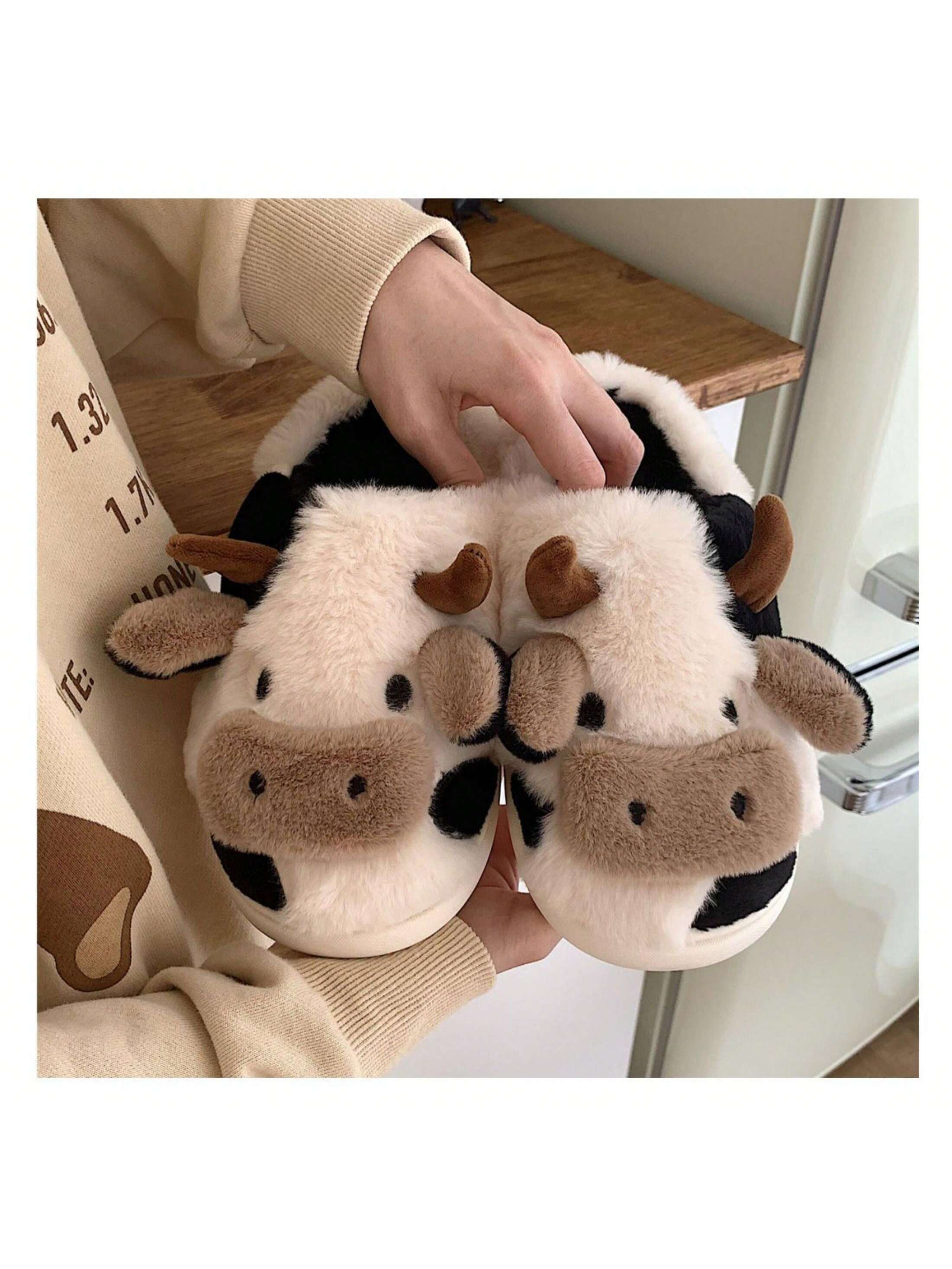 Soft Cow Slippers for Women - Cozy Cotton Animal-Themed Home Shoes Fluffy Winter Shoes for Women House Slippers
