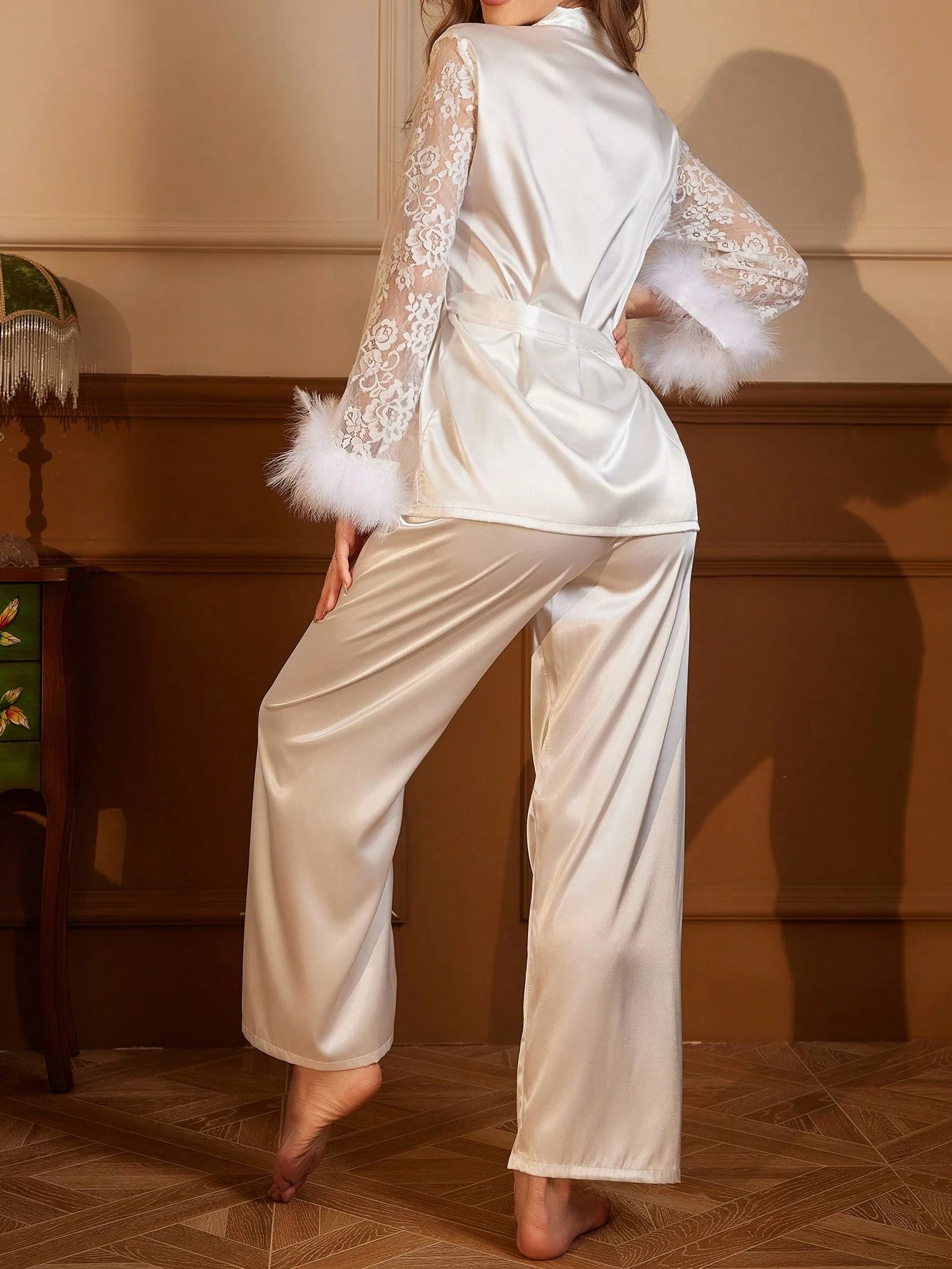 Slumberist Ladies' Lace Patchwork Plush Cuff Pajama Set , Fall Winter Clothes Cozy and Elegant Details